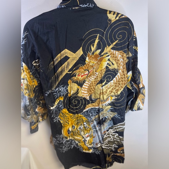 New Golden Dragon Traditional Kimono Size 35in. Gold Unisex Belted Classic - Picture 7 of 11